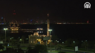 Kuveyt'in Sembol Kuleleri Kırmızı Beyaz Renklere Büründü 