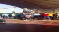 Koca Yürekli Öğretmenin Felçli Öğrencisiyle Dansı