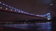 FSM Köprüsü Azerbaycan Bayrağının Rengiyle Aydınlatıldı