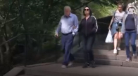 Hülya Koçyiğit Central Park'ta Yürüdü