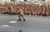 İran Askerinin Break Dansı