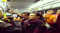 Otobüsteki Yolcuları Hayran Bırakan Maçka'da Buluşalım Türküsü
