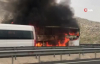 Şanlıurfa'da yolcu otobüsü alev alev yandı