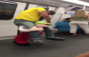 Metroda Sarhoş Numarası Yapan Adamın Yolcuları Güldürmesi