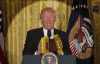 Donald Trump'ın Yerinde Durmayan Ellerine Akordeon Yerleştirilirse-2