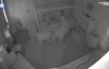 Gecenin Bir Vakti Bebeği Uyandırıp Odadan Kaçmasını Sağlayan Kapıyı Açan Suç Ortakları
