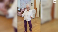 101 Yaşındaki Minnoş Teyzeden Dans Gösterisi