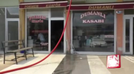 Yangına Aldırmadan Tıraşa Devam Eden Berber