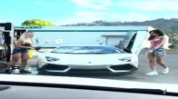 Benzinle Lamborghini Yıkayan Hatunlar