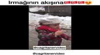 Türkiyem Türküsünü Söyleyen Küçük Kız