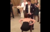 Rus kızın genç oğlana karşı dansı !!! 