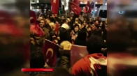 Hollanda'da Türk Vatandaşlarından Konsolosluk Önünde Protesto