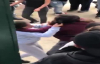 Liseli Kızların Sokak Ortasında Kavga Etmesi