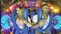 Slingshot'ta Korkudan Gözleri Açık Şekilde Bayılan Adam