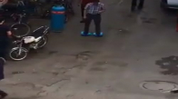 Adana'da Hoverboard İle Gezen Dayı