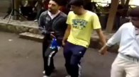 Halayda Kız Kendinden Geçmiş Resmen