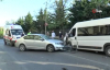 Sultanbeyli’de servis minibüsüyle otomobil kafa kafaya çarpıştı- 1 yaralı 