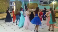 Gelinlerin Dans Showu
