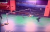 Badmintonda Smaç Yapan Kedi 