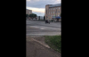 Motosikletçiyi Tutup Koşarak Durdurmaya Çalışan Polis