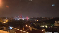İstanbul'da Gökyüzünü Şimşekler Aydınlattı