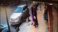 Esenlerde korkunç kaza, otomobilin çarptığı kadın metrelerce savruldu 
