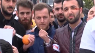 Hollanda'yı Protesto Etmek İçin Portakal Sıktılar! 
