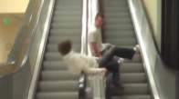 En Komik Yürüyen Merdiven Kazaları