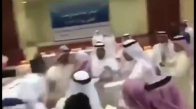 Suudi Arabistan Ve Katar Heyetinin Birbirine Girmesi