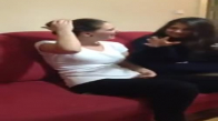 Kolunu 360 Derece Döndüren Kadın