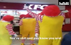 İçip İçip KFC'nin Önüne Gelen McDonald Palyaçoları