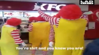 İçip İçip KFC'nin Önüne Gelen McDonald Palyaçoları
