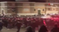 Roma'da Covid-19 tedbirlerini protesto eden aşırı sağcı grup polisle çatıştı 