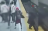 Kanada’Da Metro İstasyonunda Bekleyen Kadın Raylara İtildi