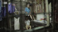 Kafeslerde Yaşayan Hong Konglular