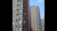 Kağıt Gibi Yırtılan Bina - Çin