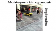 Muhteşem Oyuncak