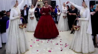 Kırgız Gelinin Düğün Gösterisi
