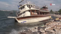 İzmir’de şiddetli rüzgar tekneyi devirdi 