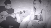 Feride Hilal Akın - Sarılınca Sana