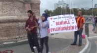 Taksim Meydanında Yapılan Evlilik Teklifi