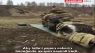 Atış Talimi Yapan Askerin Bacağında Uyuyan Sevimli Kedi